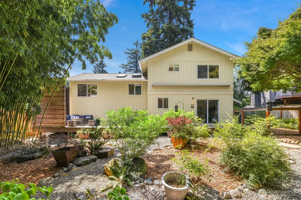 12820 87th Avenue Kirkland WA 98034