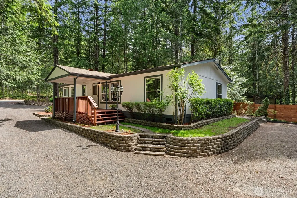 541 Mt Jupiter Drive Hoodsport WA 98548
