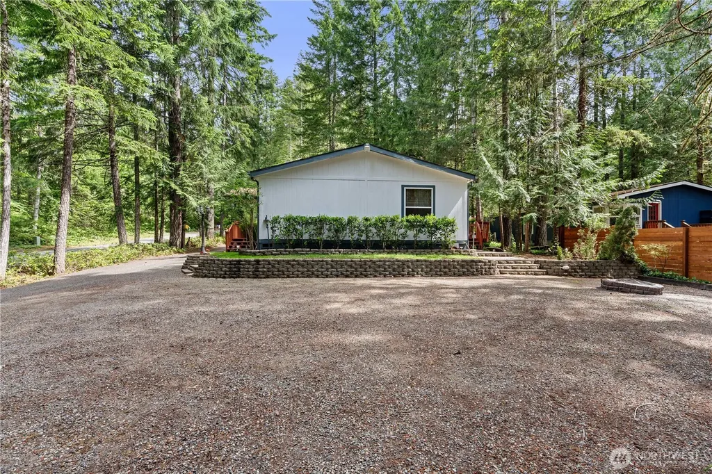 541 Mt Jupiter Drive Hoodsport WA 98548