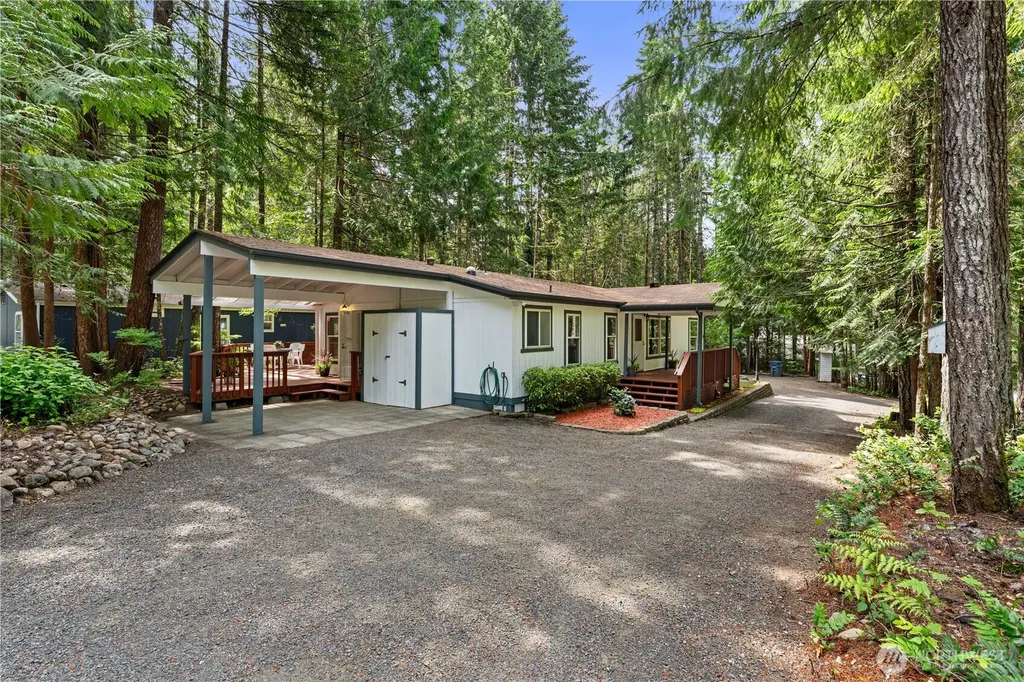 541 Mt Jupiter Drive Hoodsport WA 98548