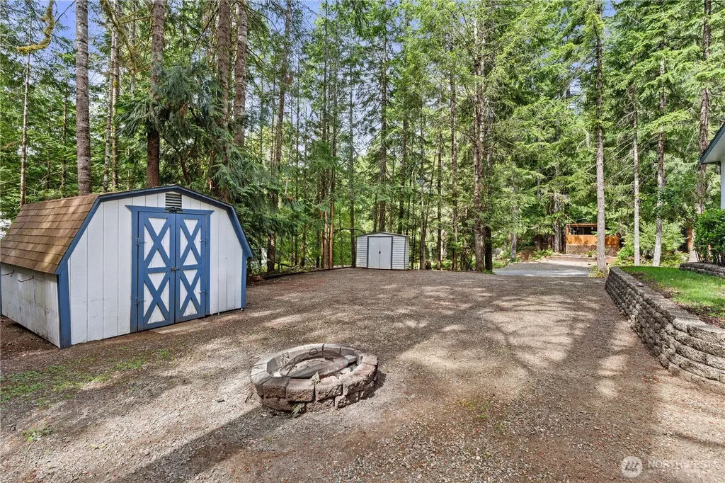 541 Mt Jupiter Drive Hoodsport WA 98548