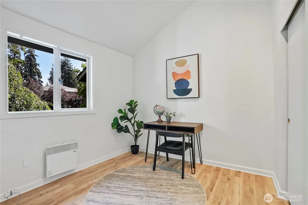 12122 NE 108th Kirkland WA 98033