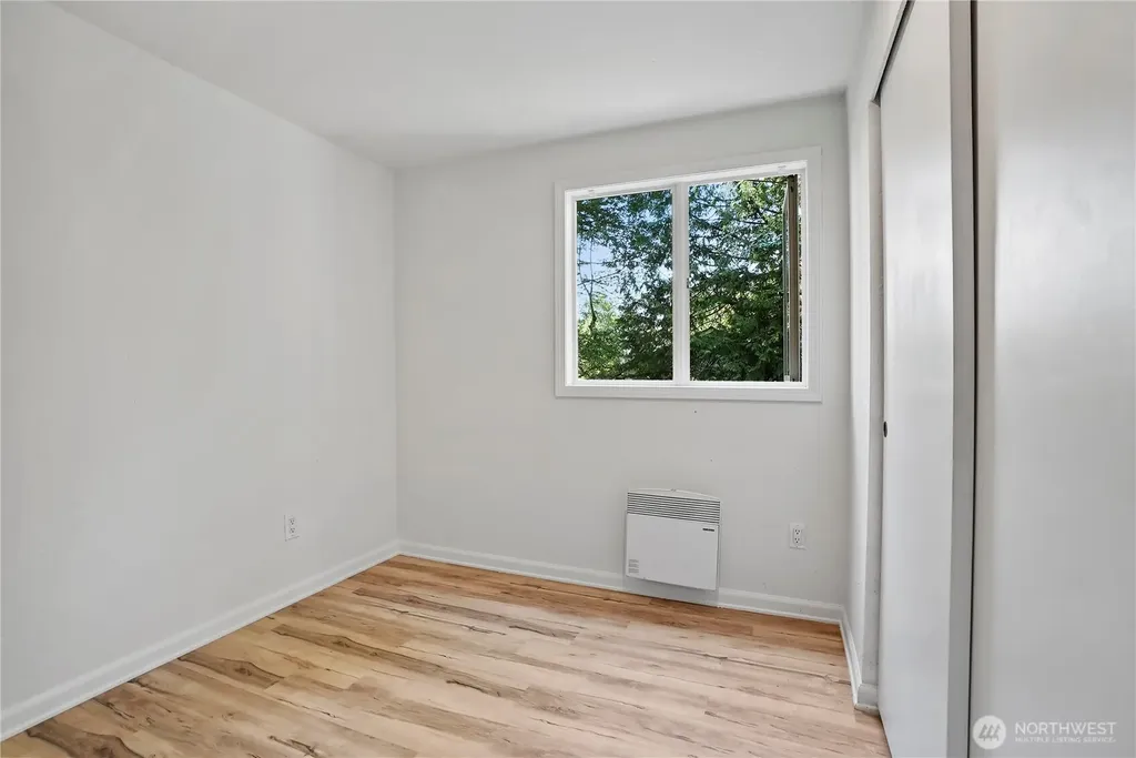 12122 NE 108th Kirkland WA 98033