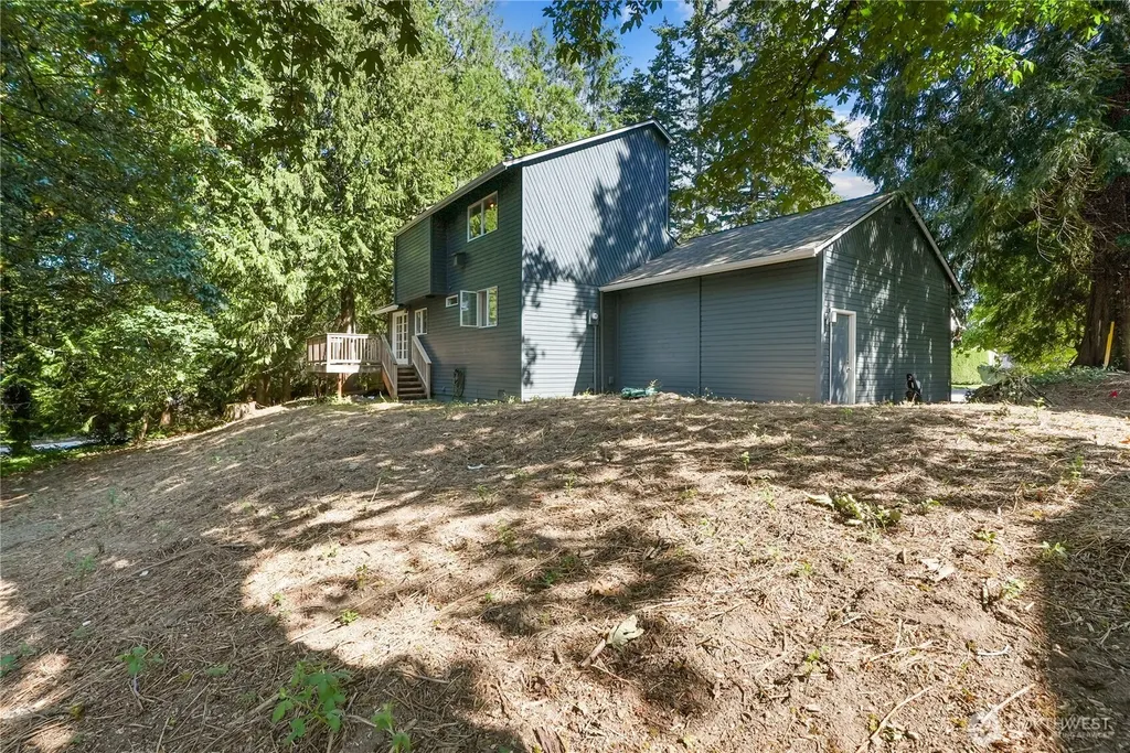 12122 NE 108th Kirkland WA 98033