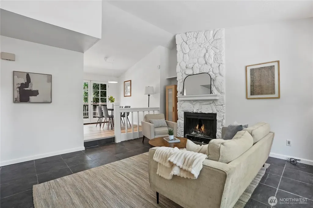 12122 NE 108th Kirkland WA 98033