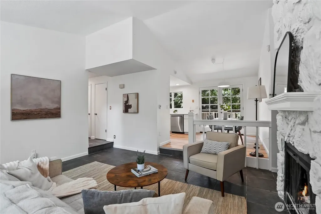 12122 NE 108th Kirkland WA 98033