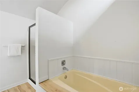 12122 NE 108th Kirkland WA 98033