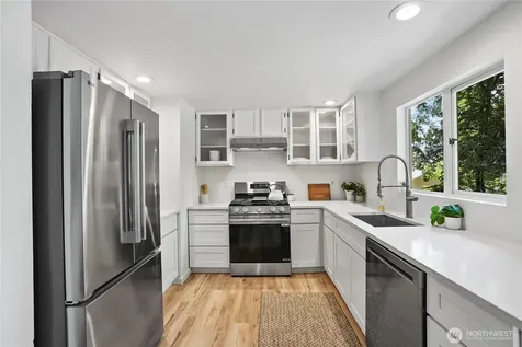 12122 NE 108th Kirkland WA 98033