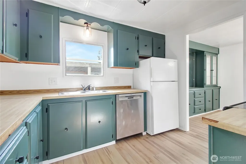 5001 180th Street SW Lynnwood WA 98037