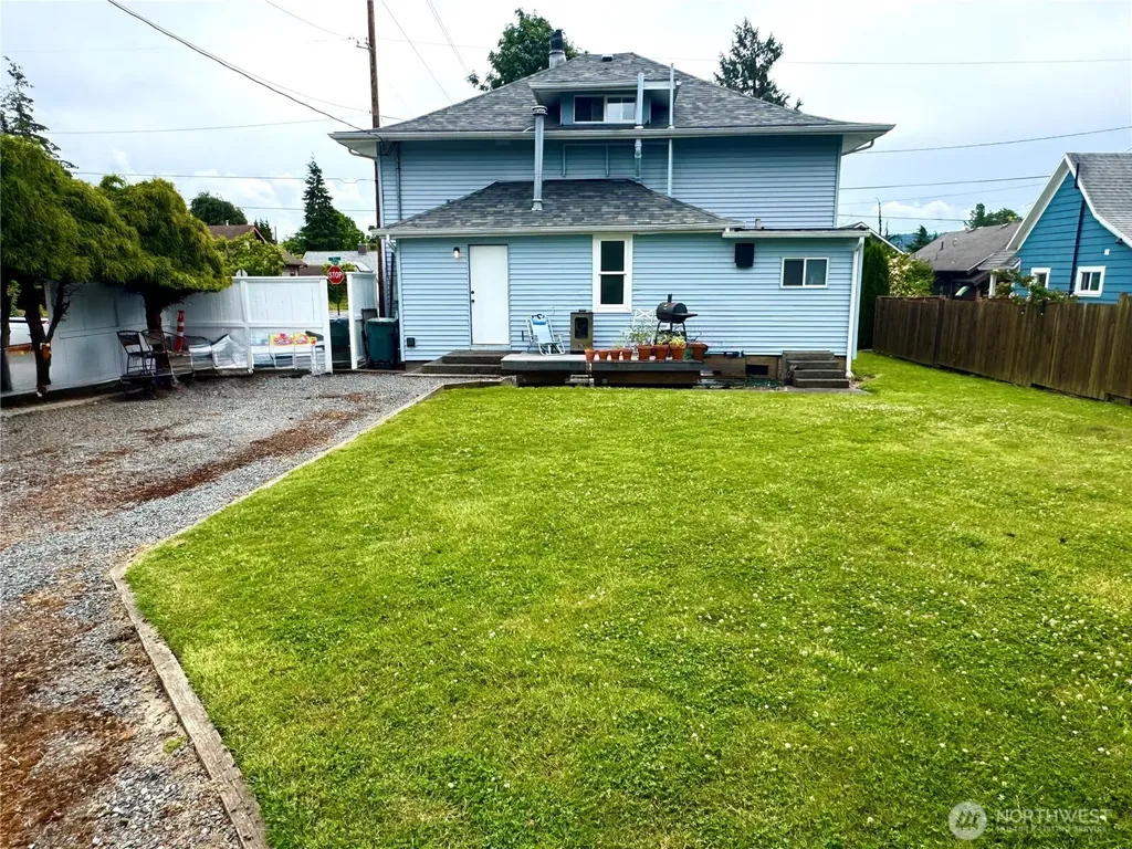 2323 E Street Bellingham WA 98225