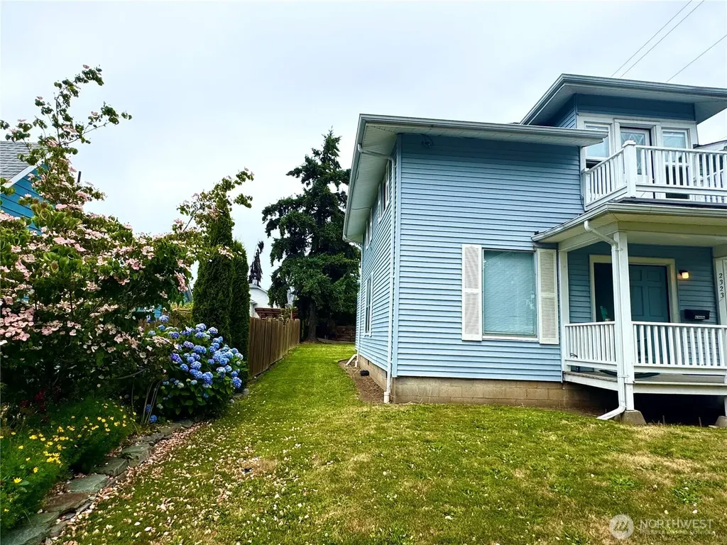 2323 E Street Bellingham WA 98225