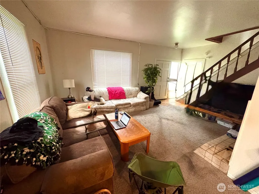 2323 E Street Bellingham WA 98225