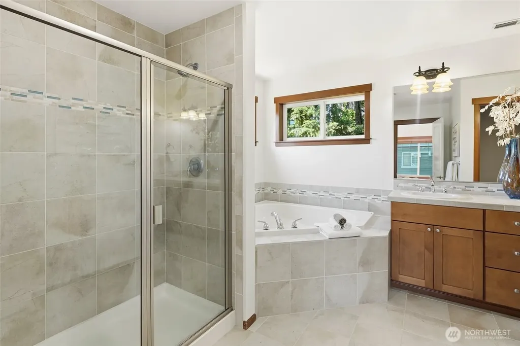 16033 119th Place NE Bothell WA 98011