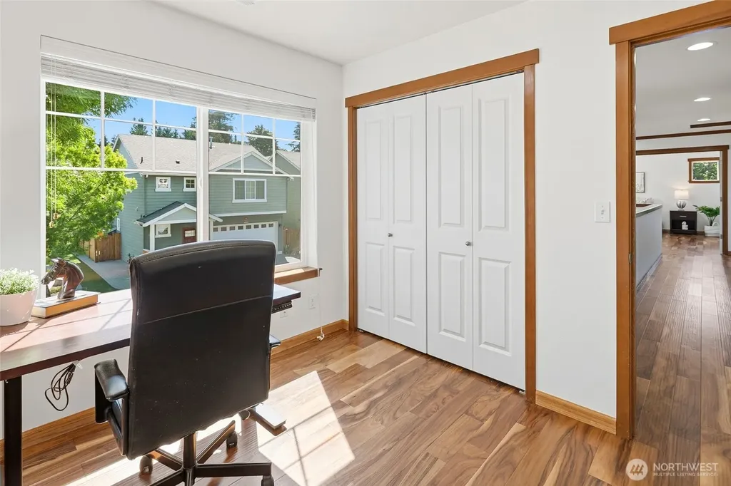 16033 119th Place NE Bothell WA 98011