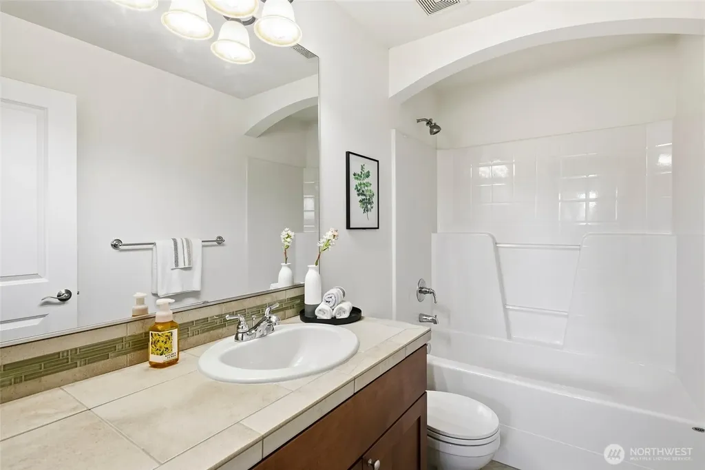 16033 119th Place NE Bothell WA 98011
