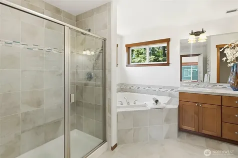 16033 119th Place NE Bothell WA 98011