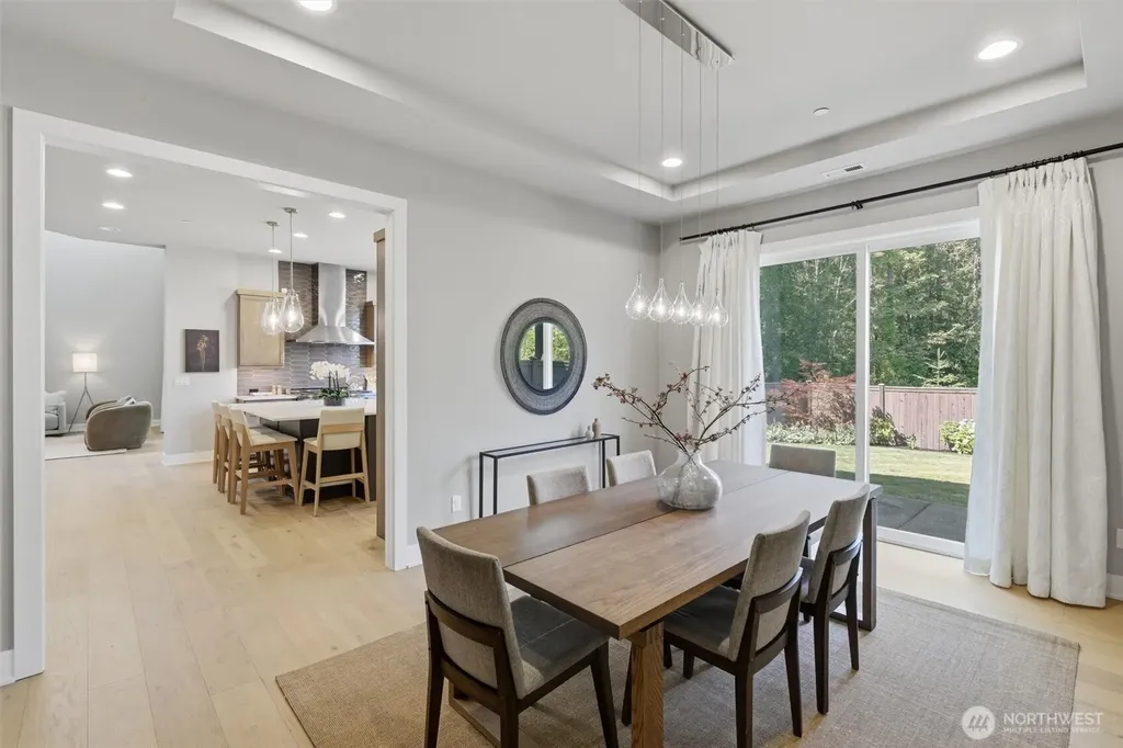 24309 NE 24th Street Sammamish WA 98074