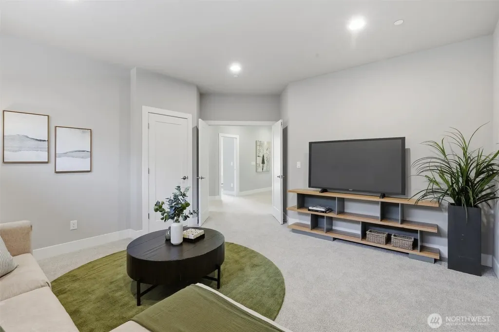 24309 NE 24th Street Sammamish WA 98074