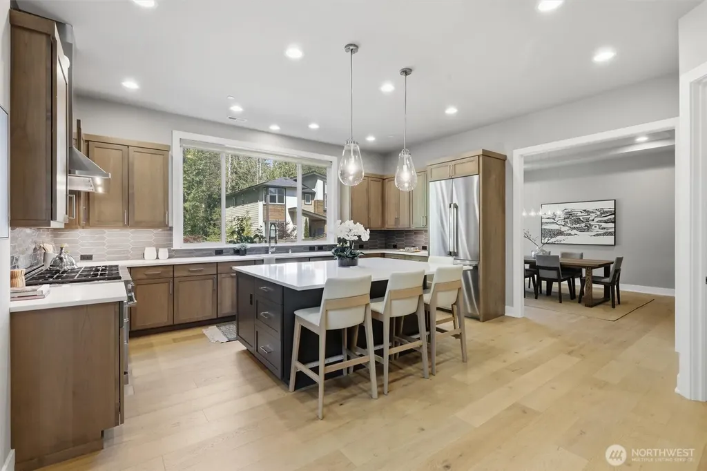 24309 NE 24th Street Sammamish WA 98074