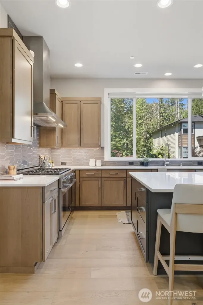 24309 NE 24th Street Sammamish WA 98074
