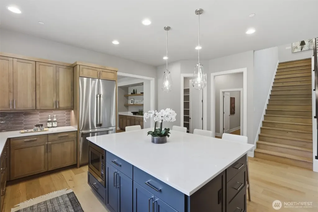 24309 NE 24th Street Sammamish WA 98074
