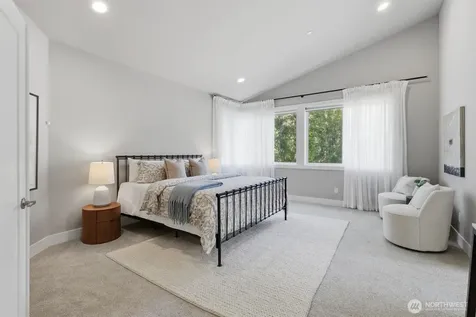 24309 NE 24th Street Sammamish WA 98074