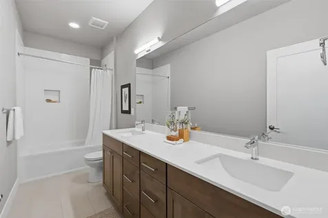 24309 NE 24th Street Sammamish WA 98074