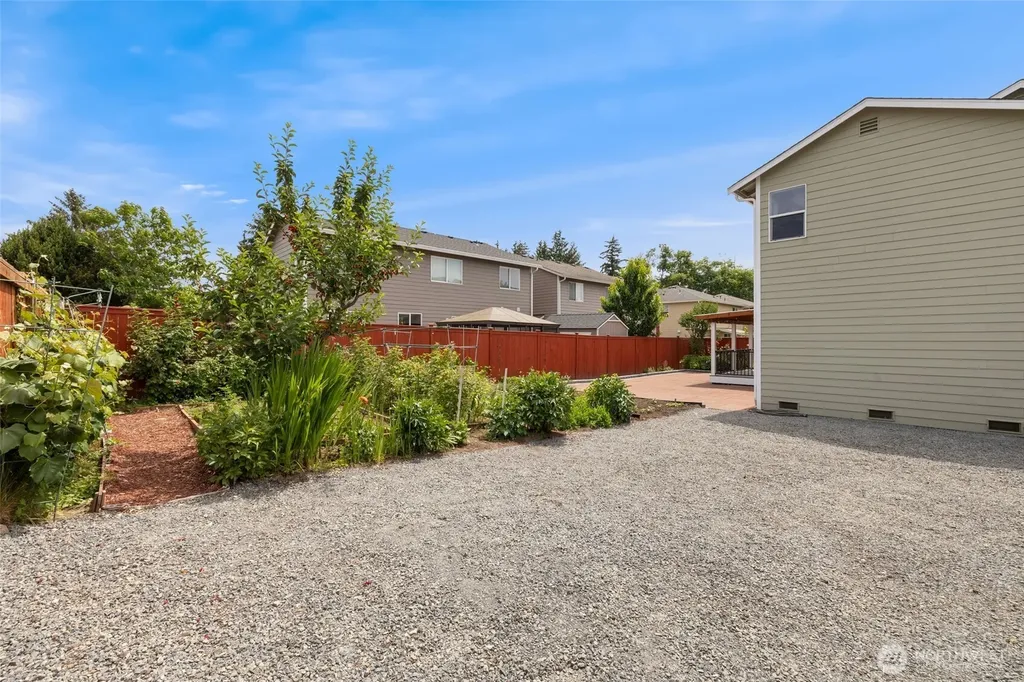 2402 119th Street SW Everett WA 98204
