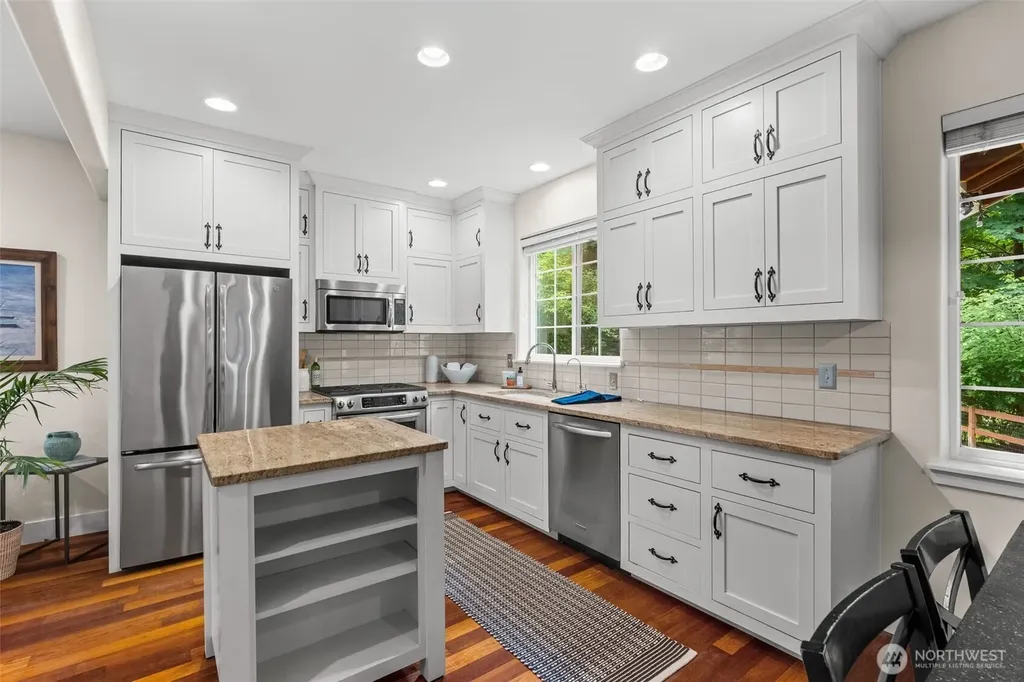 5412 43rd Avenue NW Gig Harbor WA 98335