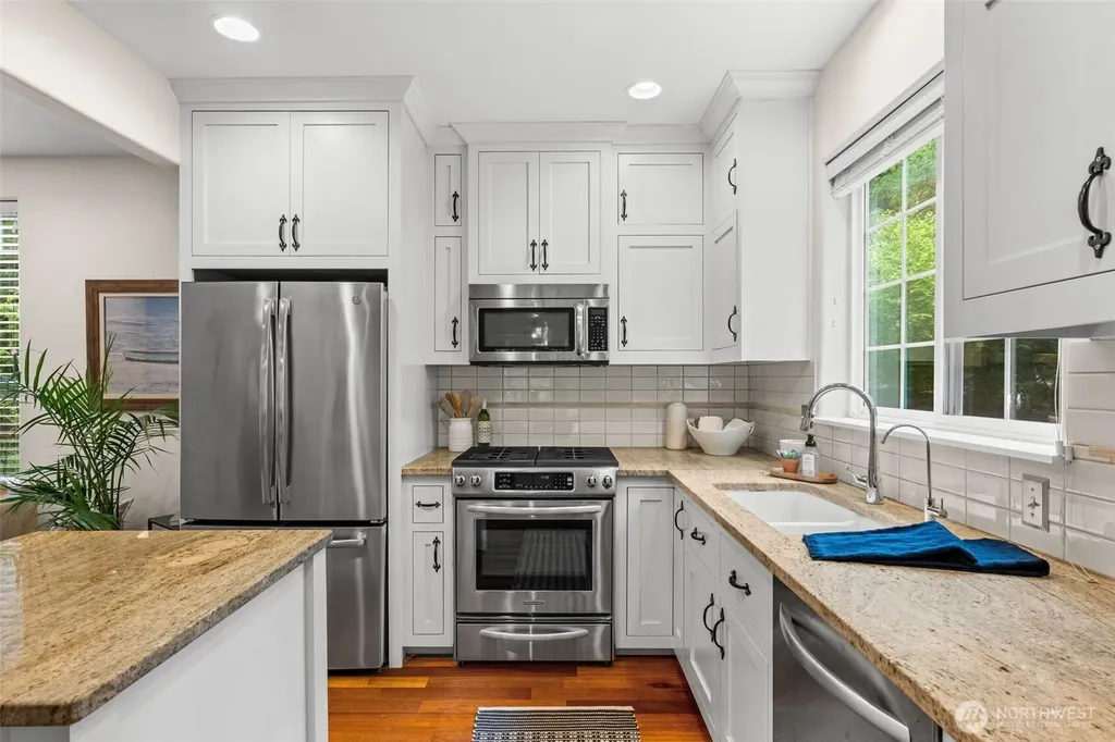 5412 43rd Avenue NW Gig Harbor WA 98335