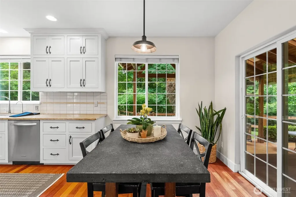5412 43rd Avenue NW Gig Harbor WA 98335