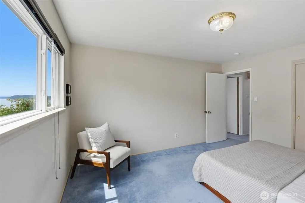3622 Olympic Boulevard W University Place WA 98466