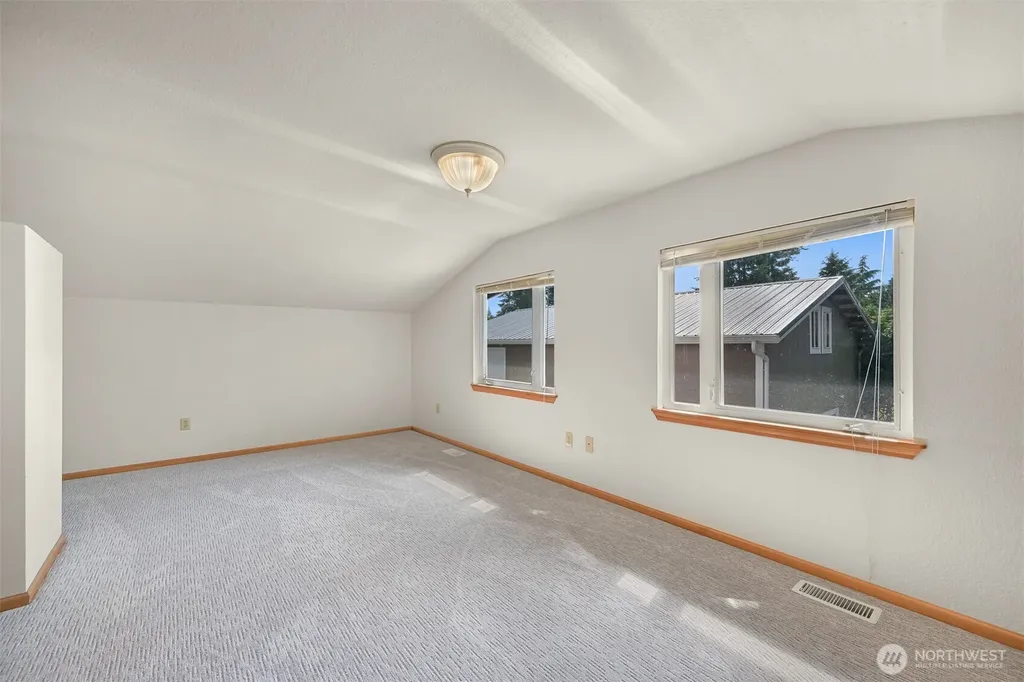8141 Comox Road W Blaine WA 98230