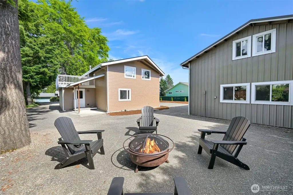8141 Comox Road W Blaine WA 98230