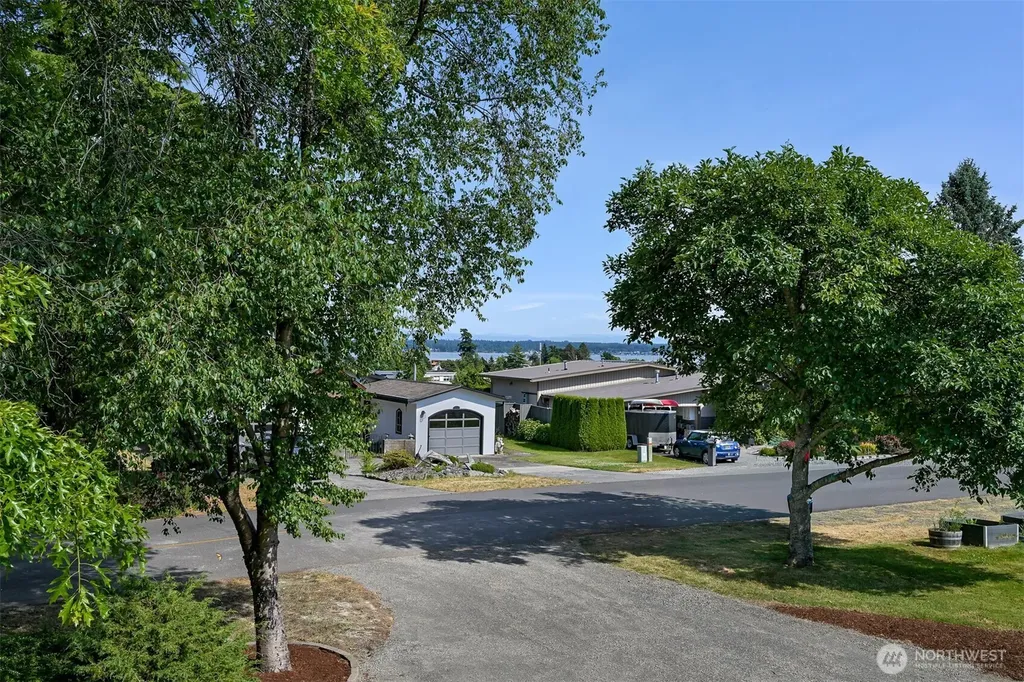 8141 Comox Road W Blaine WA 98230