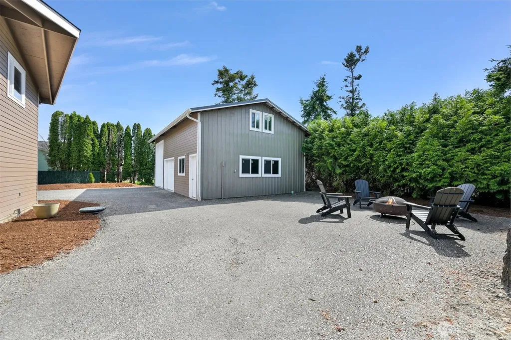 8141 Comox Road W Blaine WA 98230