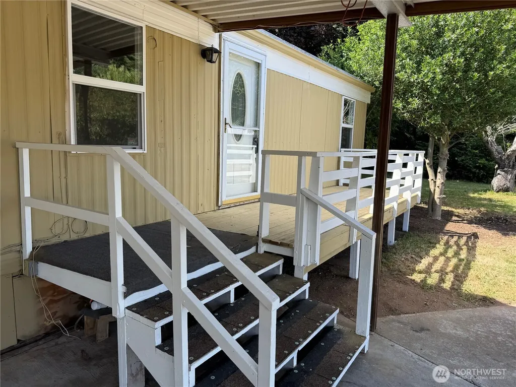 3517 Birch Bay Lynden Road Custer WA 98240