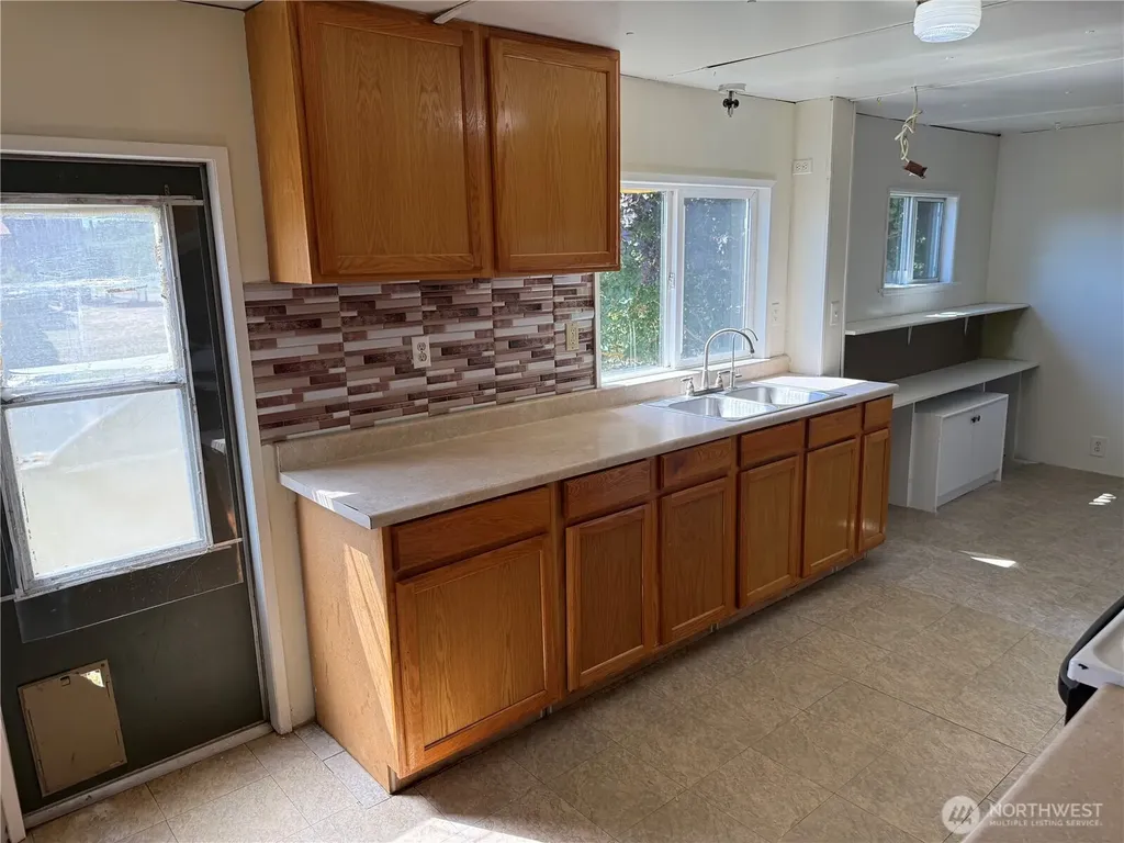 3517 Birch Bay Lynden Road Custer WA 98240