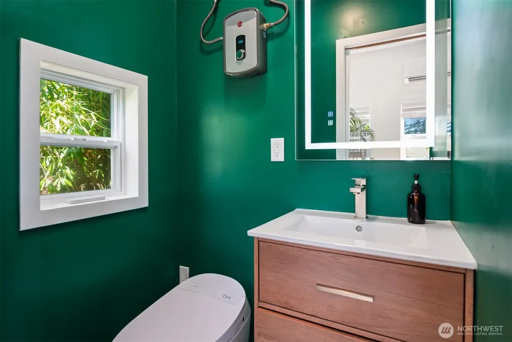 18025 70th Place W Edmonds WA 98026
