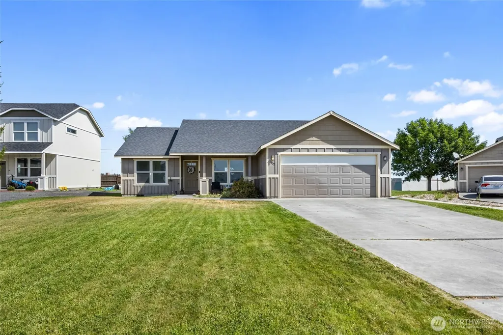 1402 W Tennessee Drive Moses Lake WA 98837