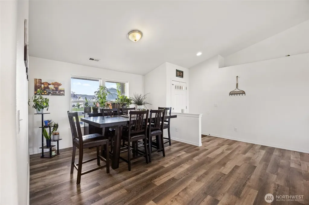 1402 W Tennessee Drive Moses Lake WA 98837