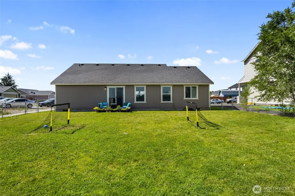 1402 W Tennessee Drive Moses Lake WA 98837