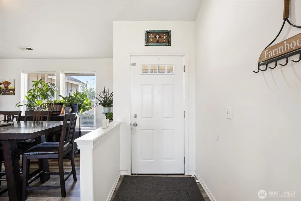 1402 W Tennessee Drive Moses Lake WA 98837