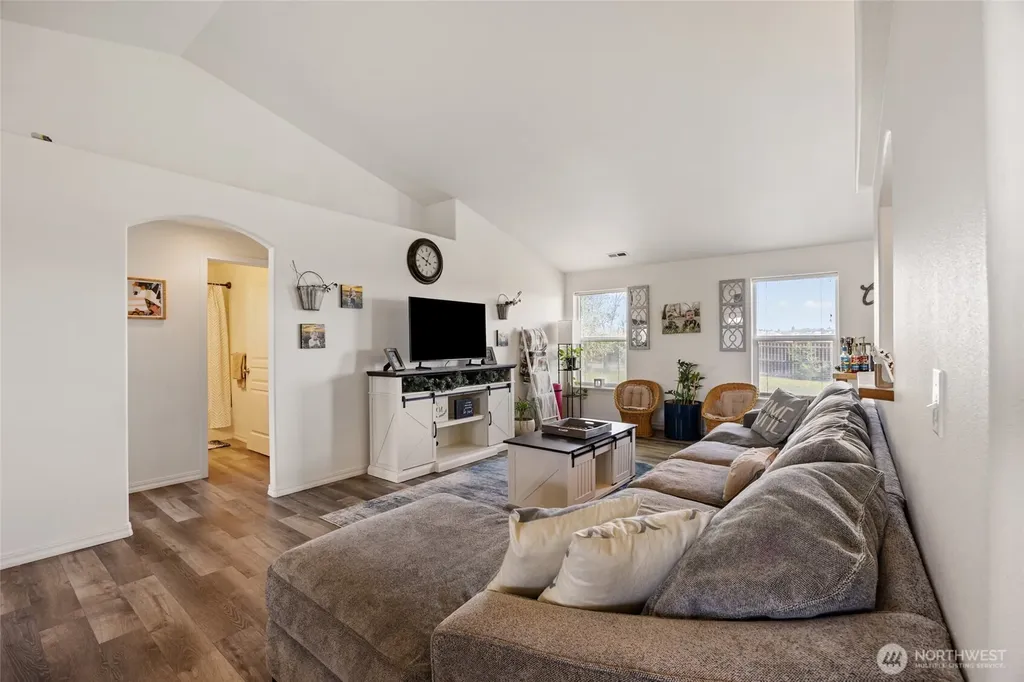 1402 W Tennessee Drive Moses Lake WA 98837