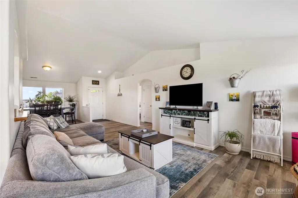 1402 W Tennessee Drive Moses Lake WA 98837