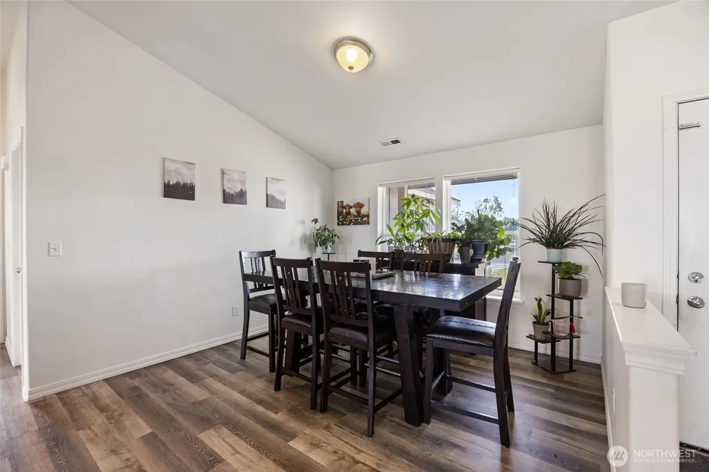 1402 W Tennessee Drive Moses Lake WA 98837