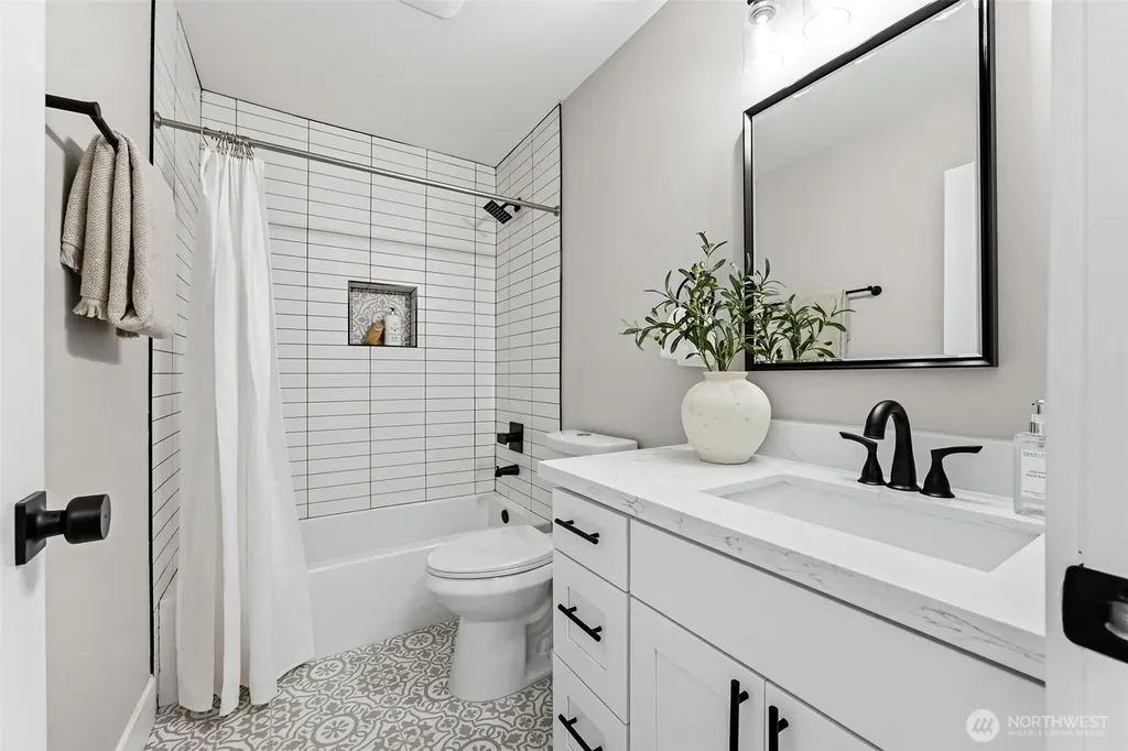 3487 Peterson Street Dupont WA 98327