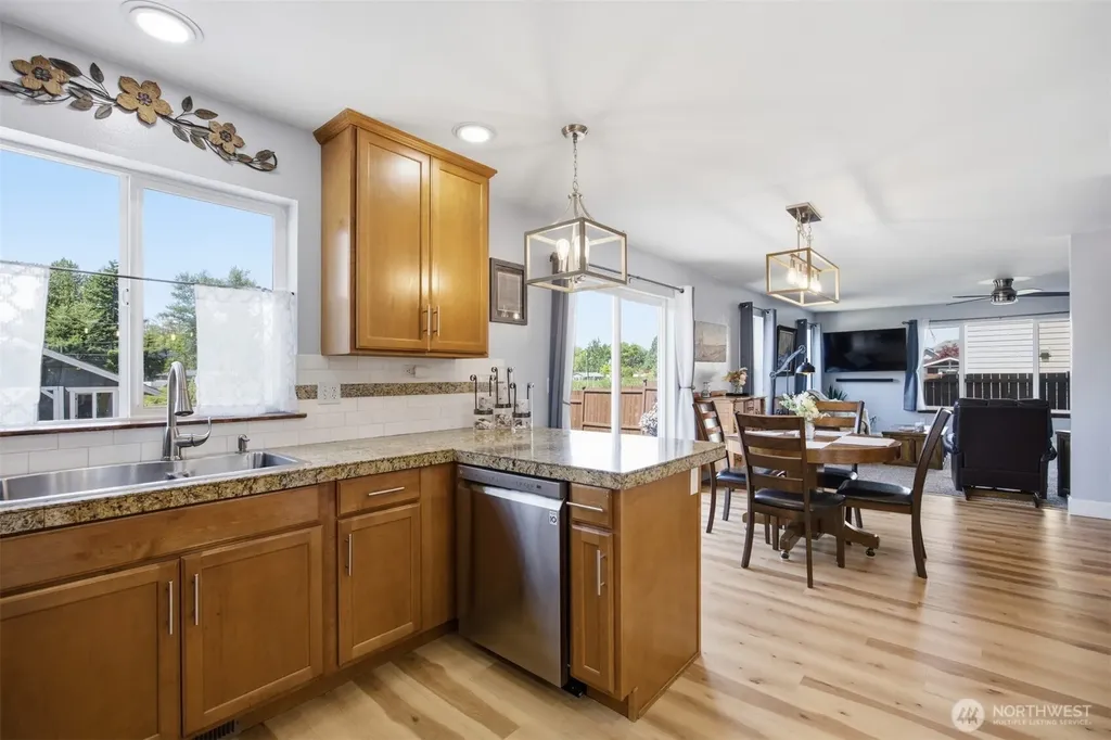 4897 Dory Court Blaine WA 98230