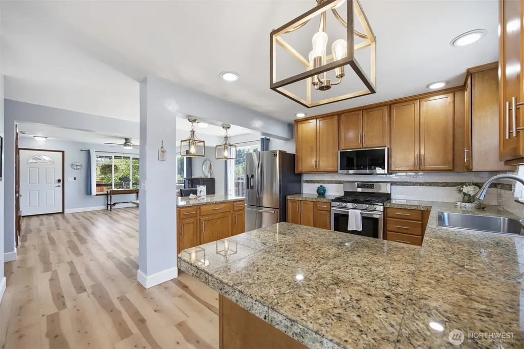 4897 Dory Court Blaine WA 98230