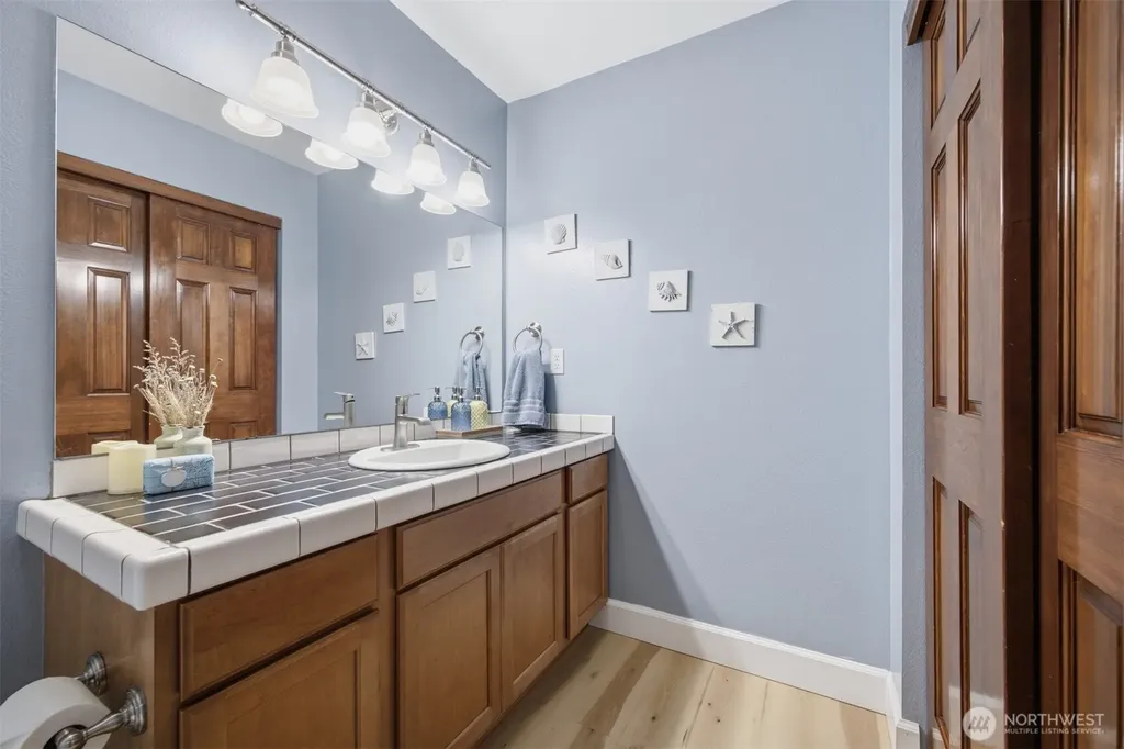 4897 Dory Court Blaine WA 98230